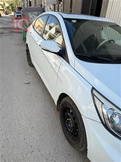 هیۆندای ئەکسنت